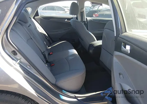 2013 Hyundai Sonata Gls z USA, uszkodzony, nr VIN 5NPEB4AC7DH675398